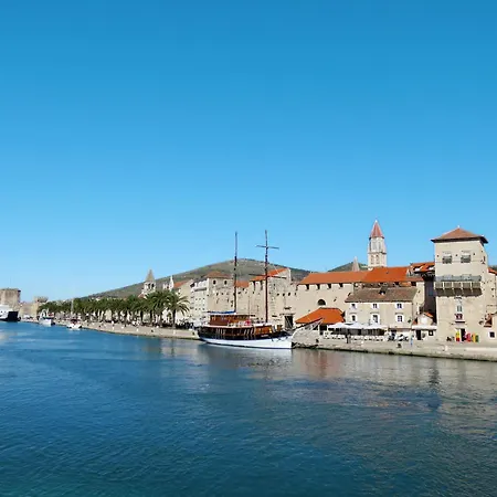 Apartment Medena-5 By Interhome Trogir